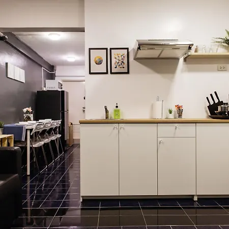 T2 2 Bedrooms 6 Guests Full Kitchen 1 Min To Bts